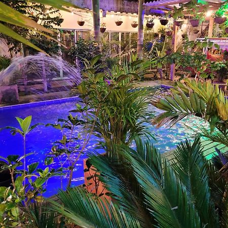 Hostal Hilltop Σαλέντο Εξωτερικό φωτογραφία